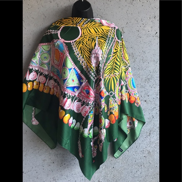 Source Unknown  50”x50” Versatile Green Long Lightweight Shawl/Scarf /Pashmina - Picture 3 of 15